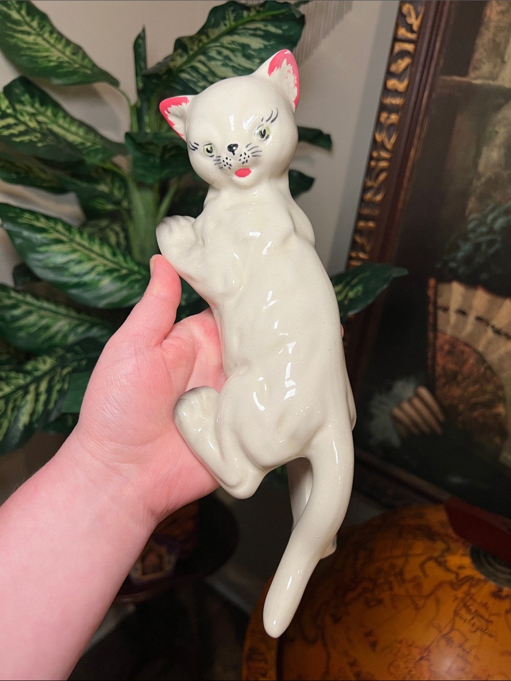 VTG MCM Ceramic Climbing Cat Wall Art Eyelash Pink Ear Tips Camark Style